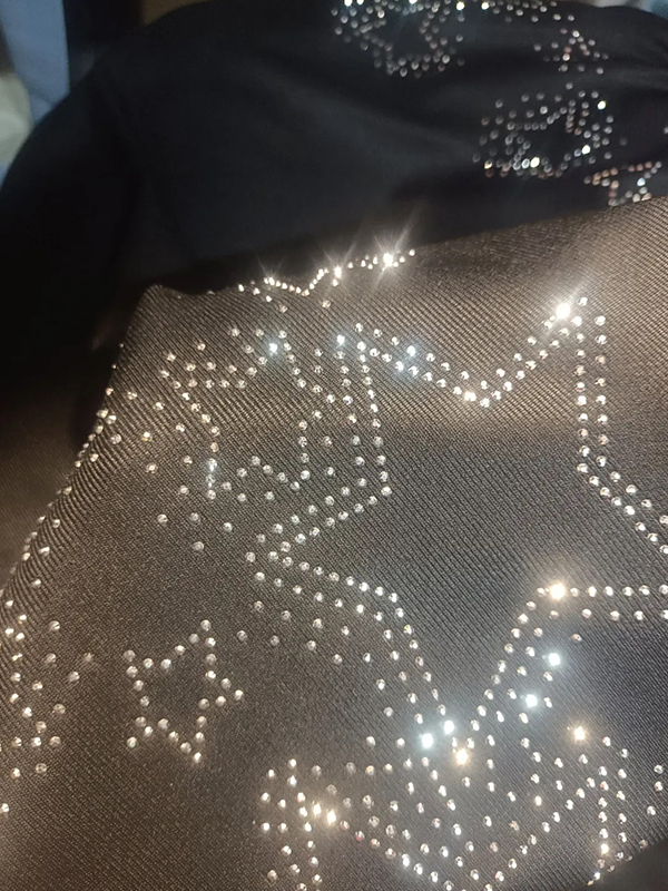 Top bandeau sin tirantes con estrellas-3