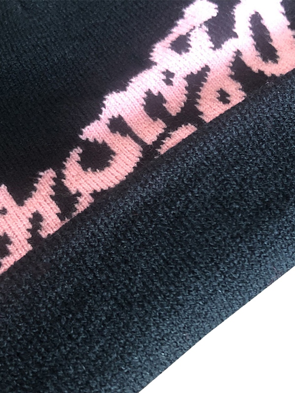 Gorro con estampado de letras-2